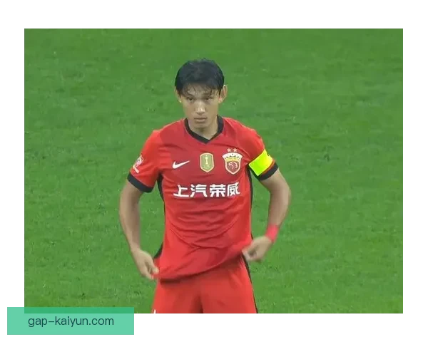 上海海港红色战袍