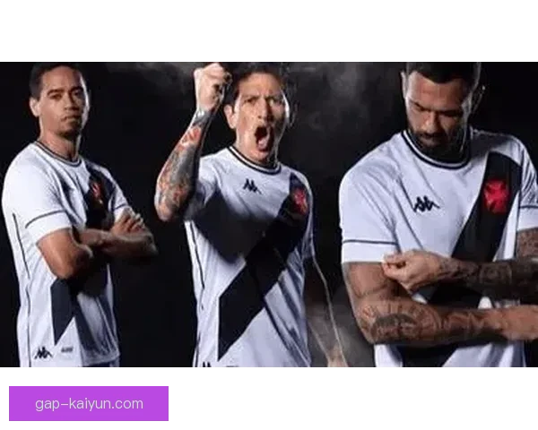 巴西队战术亮点：灵动进攻与稳固防守的完美结合备受关注