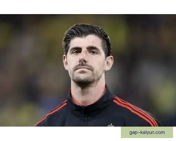 库尔图瓦比利时国家队未来前景值得关注，状态稳定有助于球队竞争力提升