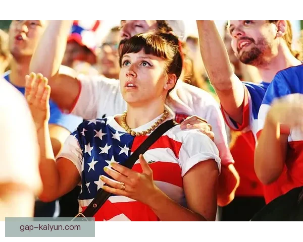 世界杯主题曲引发球迷热议，备受期待的旋律将陪伴赛事进行